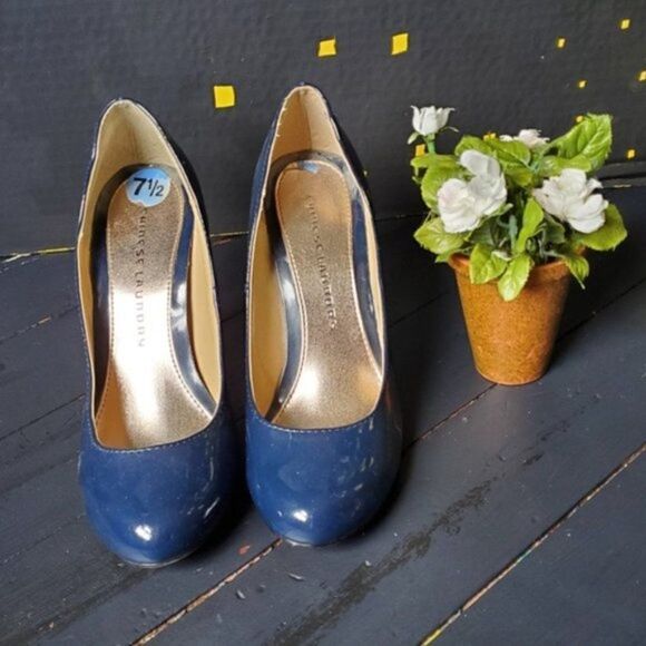 Chinese Laundry Blue Heels - Picture 2 of 8